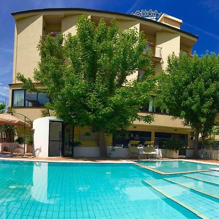 Hotel Mehari Riccione Esterno foto