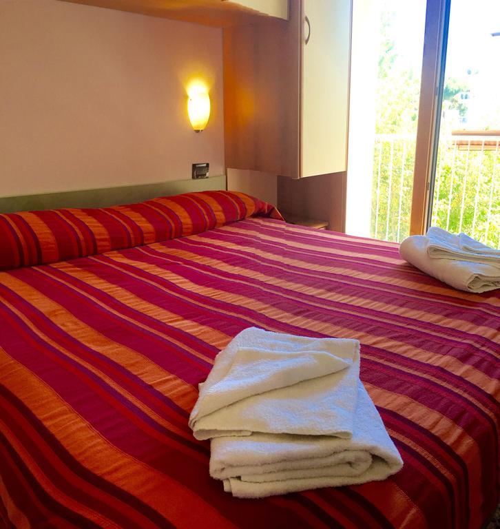 Hotel Mehari Riccione Camera foto